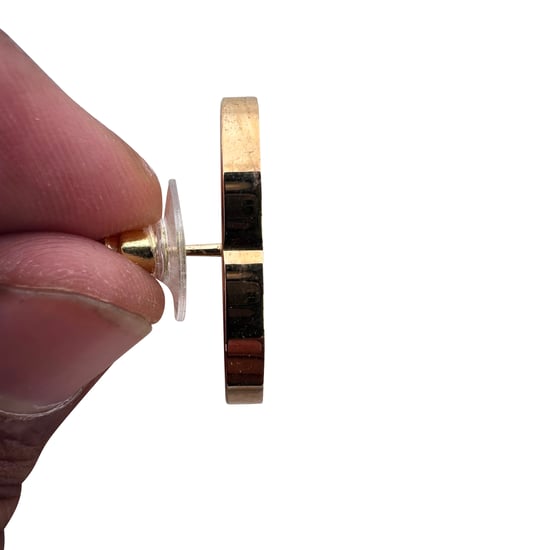 Chanel CC Emaille Stecker Ohrringe aus schwarzem Harz - Image 6