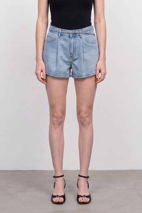 Hochtaillierte Jeansshorts mit Gürtel - Image 3