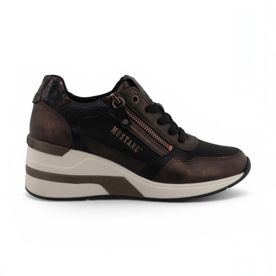 Mustang Damen Schwarze Plateau-Sneaker Trainer Freizeitschuhe – M0872003 - Image 1