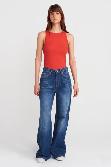 Rippstrick Halterneck Slim-Fit Bluse - Image 4