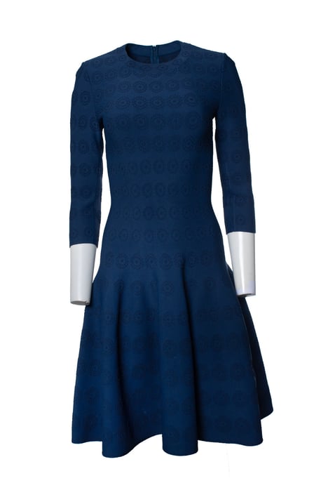 Alaia, blaumes Fließkleid mit Muster - Image 1