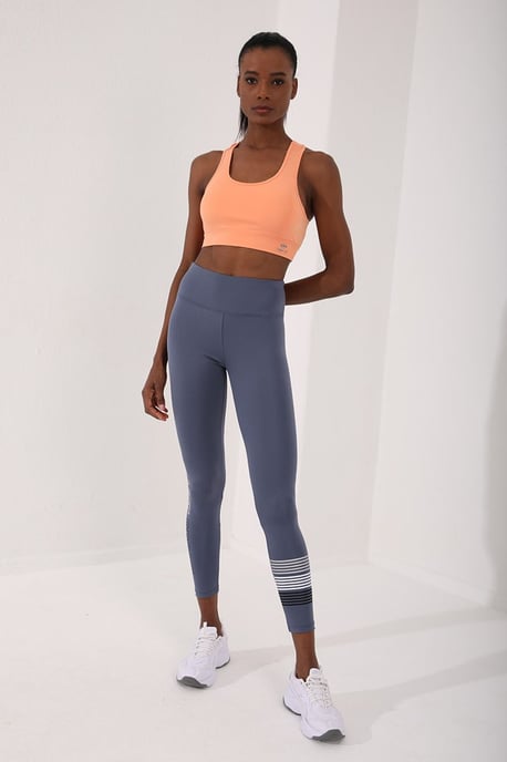 Tommy Life Ärmelloses, tailliertes Sporttop, kurz - Orange - Image 2