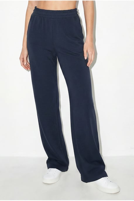 T-Shirt mit Rundhalsausschnitt und Hose im Zwei-Teile-Set - Image 3