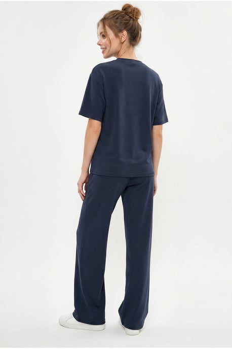 T-Shirt mit Rundhalsausschnitt und Hose im Zwei-Teile-Set - Image 6