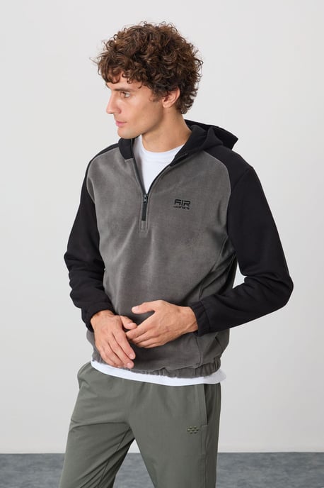 Herren Farbblockierte Halb-Zip Plüsch Sweatshirt - Image 4