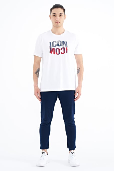 Bedrucktes Rundhalsausschnitt T-Shirt mit Patch - Image 2
