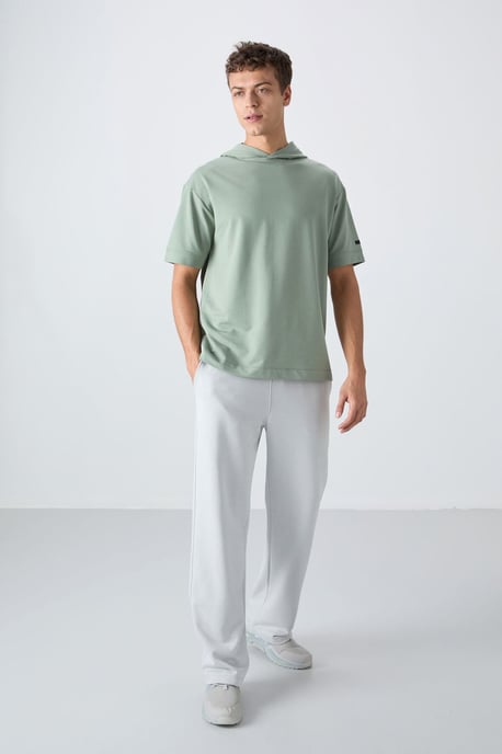 Oversized Kapuzen-T-Shirt mit kurzen Ärmeln - Image 3