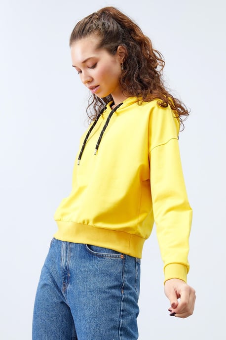Lässiges Kapuzensweatshirt mit Bindegürtel - Image 6