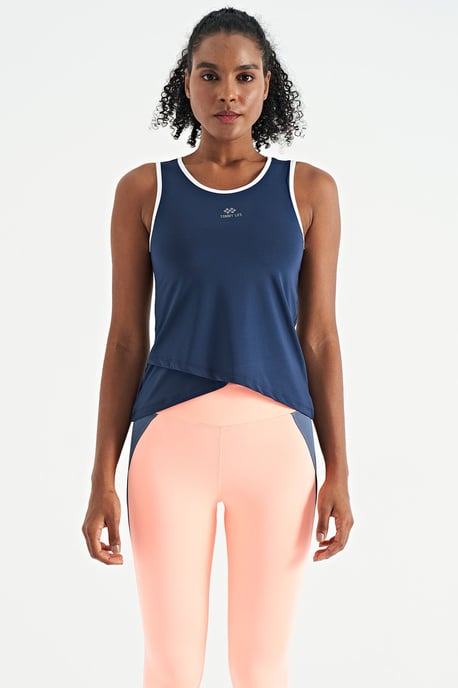 Ärmelloses Sporttop mit Rundhalsausschnitt - Image 2
