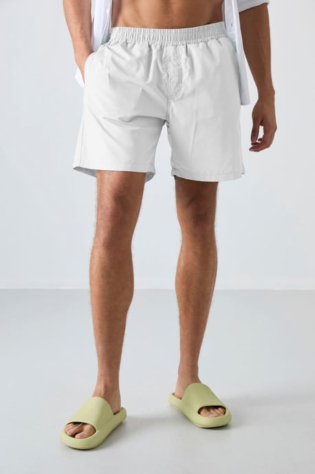 Herren Einteiler mit Shorts zum Hineinschlüpfen - Image 4