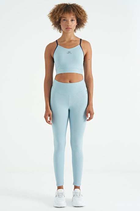 Tailliertes ärmelloses Sport-Crop-Top - Image 2