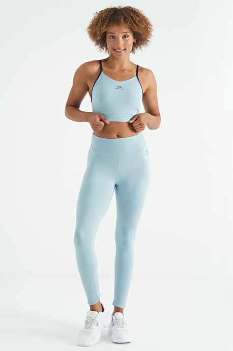 Tailliertes ärmelloses Sport-Crop-Top - Image 3