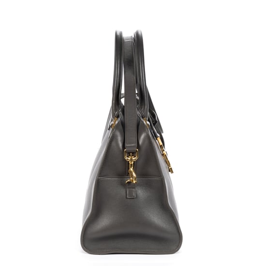 Medium Classic Y Cabas Medium Schultertasche - Image 4