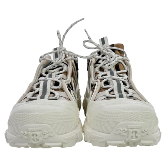Burberry Arthur Vintage Check Sneakers aus beigem Canvas - Image 2