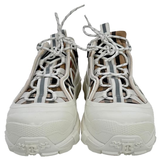 Burberry Arthur Vintage Check Sneakers aus beigem Canvas - Image 3