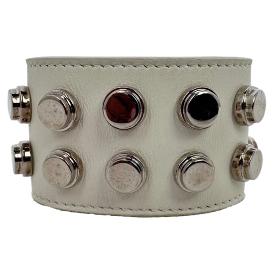 Saint Laurent Wickelarmband mit Nieten aus weißem Leder - Image 3