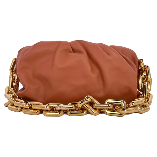 Bottega Veneta Ketten-Pouch-Tasche aus braunem Kalbsleder - Image 1