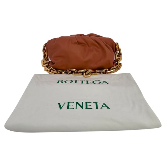 Bottega Veneta Ketten-Pouch-Tasche aus braunem Kalbsleder - Image 5