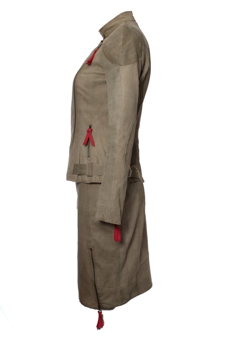 Christian Dior, grüne Wildleder-Bikerjacke und Rock - Image 4