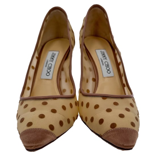 Jimmy Choo Pumps mit Polka-Dots in Beige Mesh - Image 2