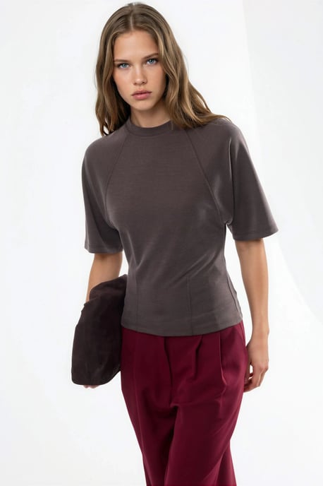 Rippstrick Crew Neck Kurzarmbluse - Image 1