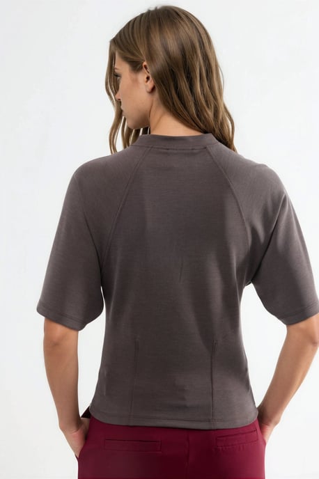 Rippstrick Crew Neck Kurzarmbluse - Image 3