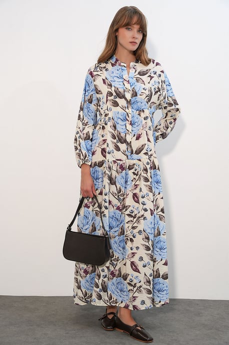 Blumiges Maxikleid mit Mandarinkragen - Image 2