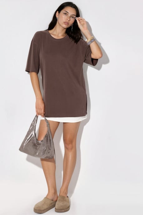 T-Shirt mit Schlitzdetails und Rundhalsausschnitt, kurzarm - Image 4