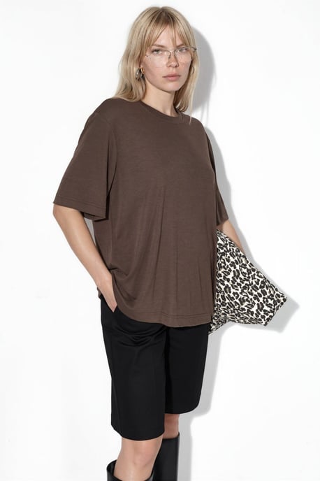 Übergrößiges Ripp-Panel T-Shirt mit Rundhalsausschnitt - Image 4