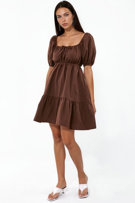 Quadratisch ausgeschnittenes A-Linien Mini-Kleid mit Schleife - Image 1