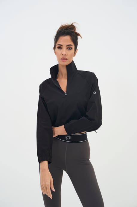 Crop-Trainingsjacke - Image 1
