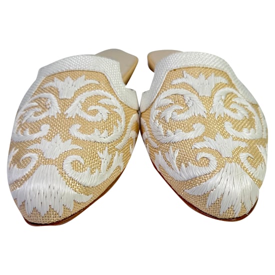 Oscar De La Renta bestickte Mules aus beigem Raffiabast - Image 2