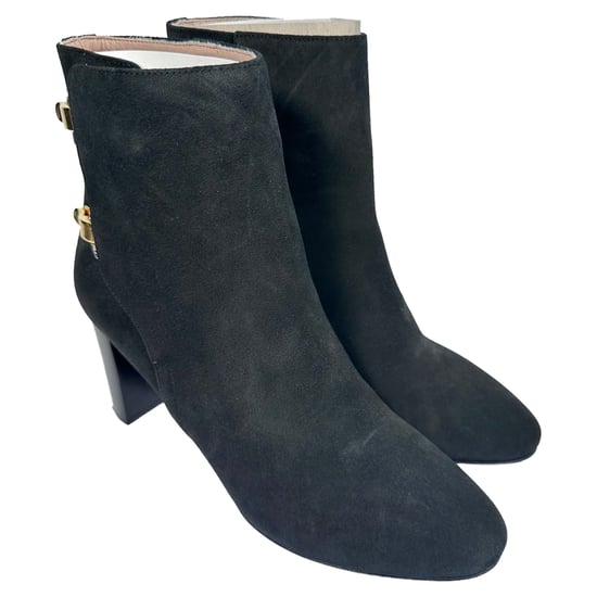 Chloé Stiefeletten mit doppelter Schnalle und hohem Absatz aus schwarzem Wildleder - Image 4