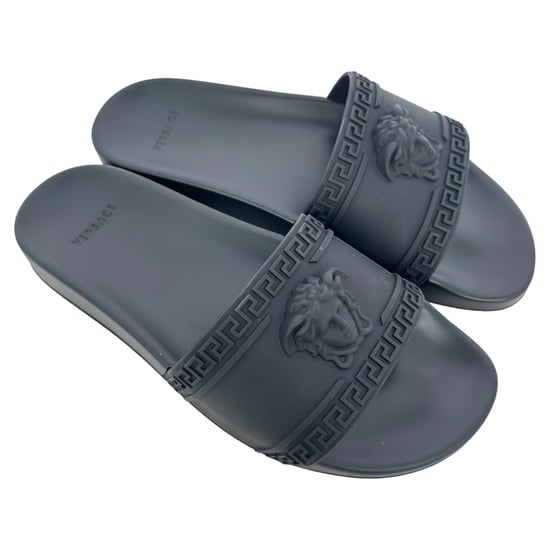 Versace Medusa Pool-Sandalen aus schwarzem Gummi - Image 6