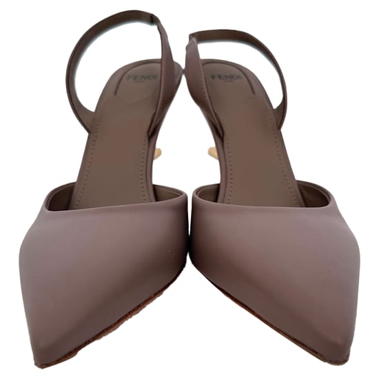 Fendi First Slingback-Pumps aus beigem Kalbsleder - Image 2