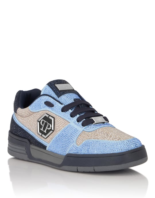 Low-Top-Sneaker - Image 1