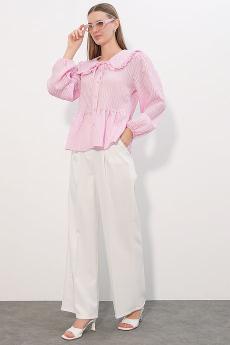 Damenbluse aus Viskose-Mischung mit Babydoll-Kragen - Image 2