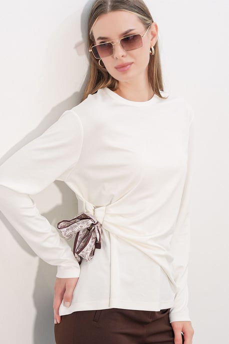 Damen Langarmshirt mit Rundhalsausschnitt und Bindedetail - Image 4