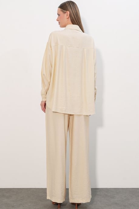 Strukturiertes Button-Down Langarmhemd - Image 5