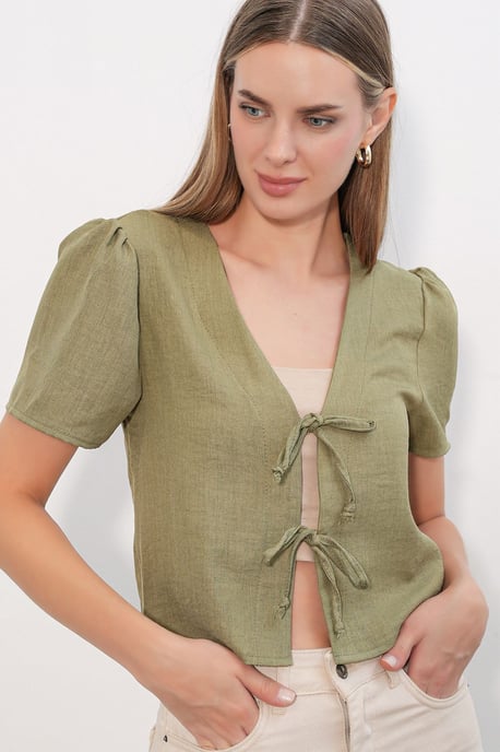 Strukturiertes V-Ausschnitt Leinen-Mix Crop Top - Image 3