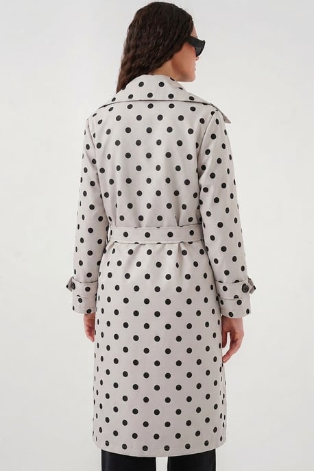 Gürteltreter Langärmliger Trenchcoat - Image 3