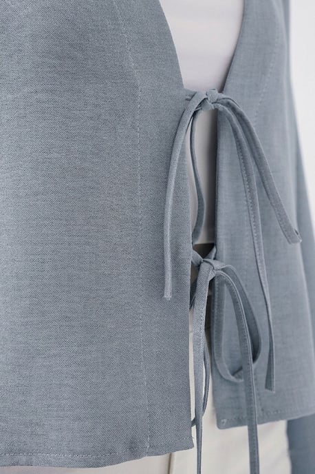 Viskose-Mix V-Ausschnitt Langarm-Kimono mit Bindungsdetails - Image 2