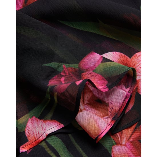 Ted Baker Fascia Minikleid mit Engelsärmeln und Wickeloptik - Schwarz - Image 3