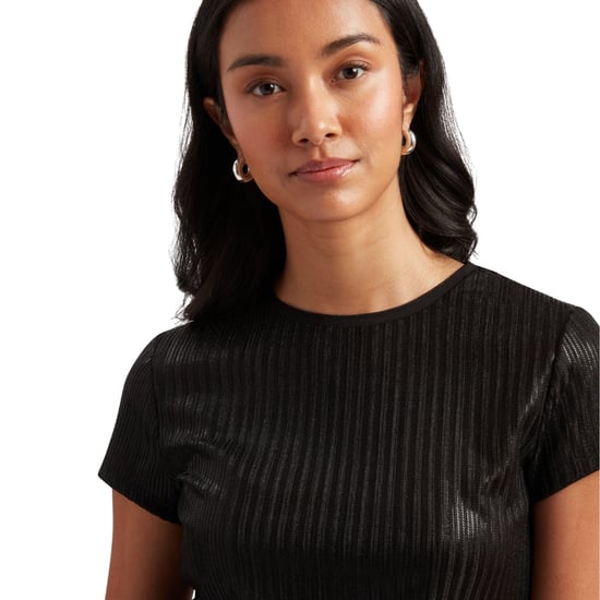Ted Baker Katrino Metallic Kurzarm-t-shirt In Schwarz Mit Rundhalsausschnitt - Image 4