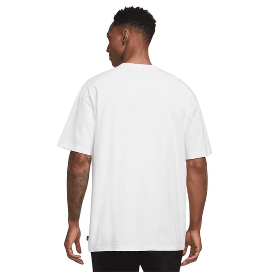 Nike Sportswear Premium Essentials Weißes T-shirt - Image 4