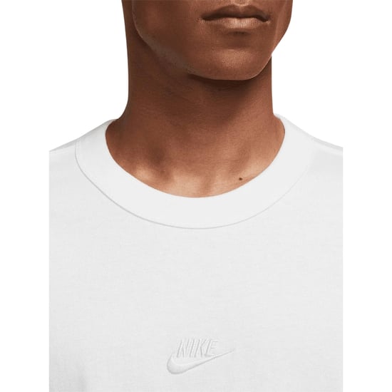 Nike Sportswear Premium Essentials Weißes T-shirt - Image 5