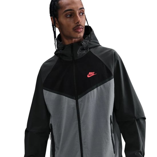 Nike Tech Windrunner Webjacke In Rauchgrau - Image 2