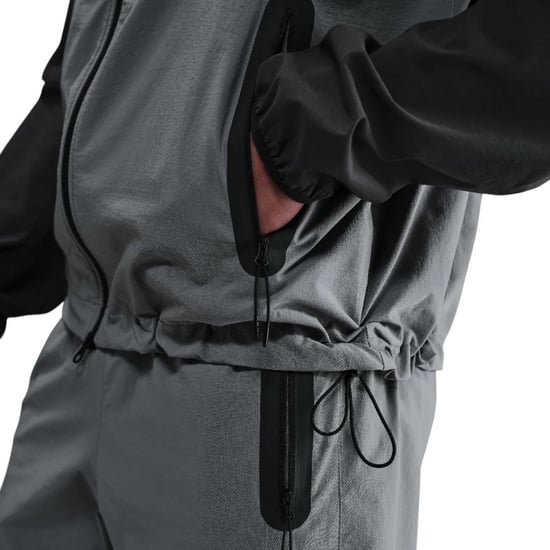 Nike Tech Windrunner Webjacke In Rauchgrau - Image 6