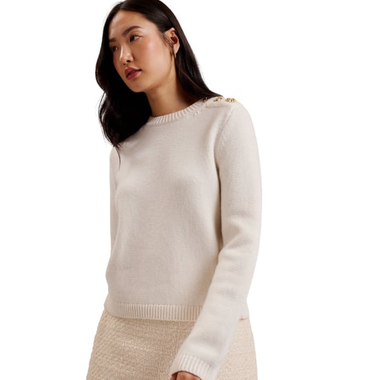 Ted Baker Janha Rose Pullover Mit Rosenknopfleiste, Rundhalsausschnitt Und Langen Ärmeln, Elfenbeinfarben - Image 3
