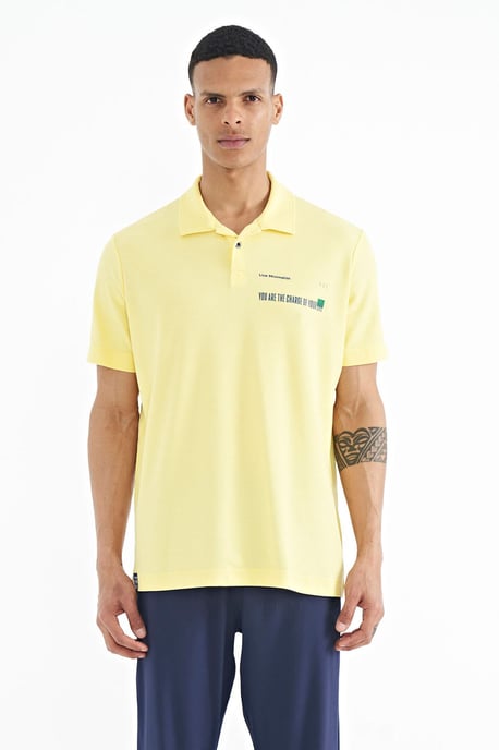 Herren Baumwoll-Polo-T-Shirt mit Textdruck - Image 1